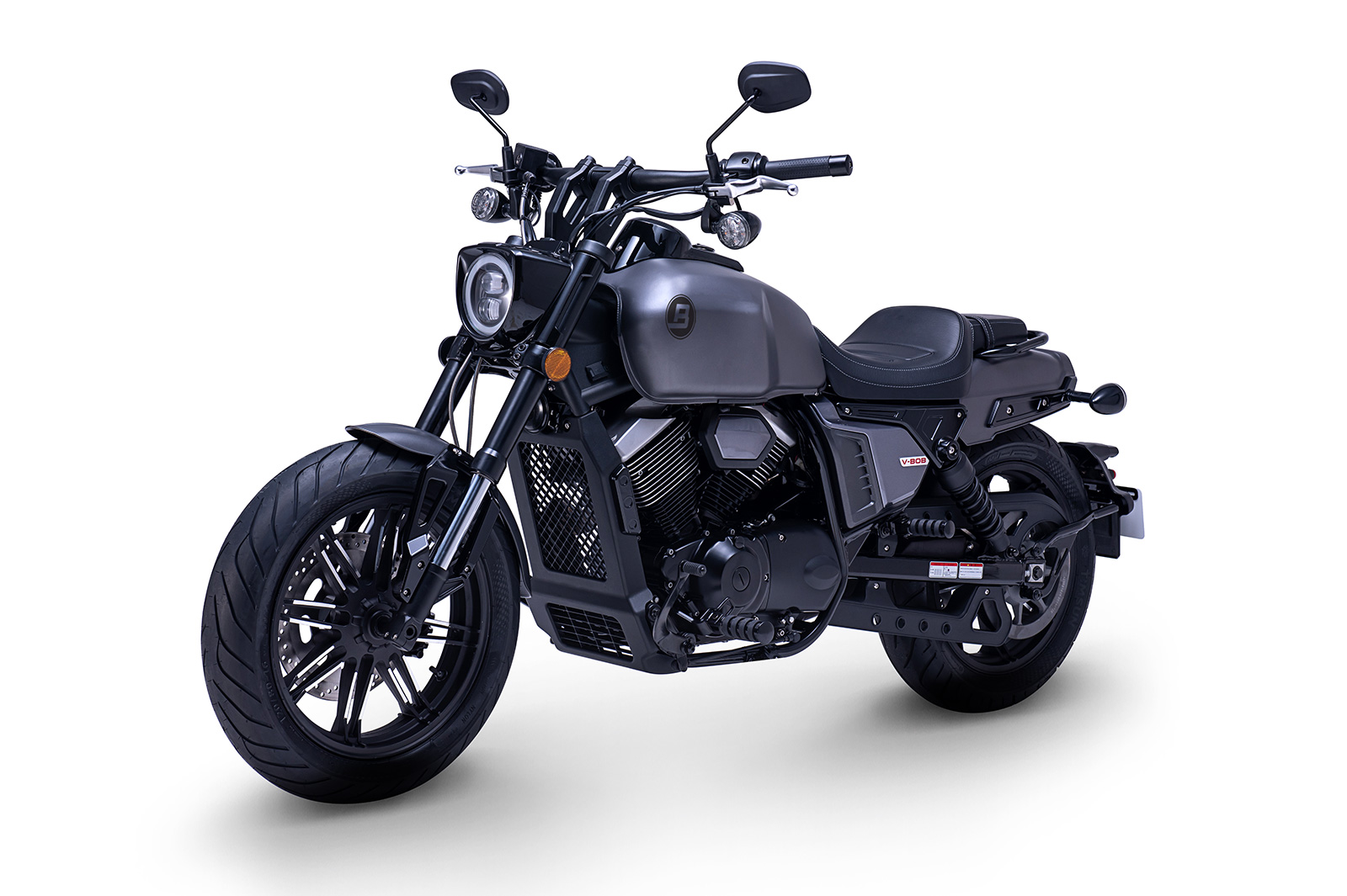 Regulmoto v bob. Bullit v-Bob 250. V Twin 250 cc. Бенелли 250 мотоцикл. Мотоцикл круизер регулмото 250.